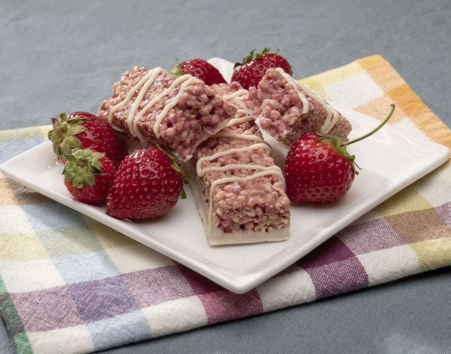 Fluffy Berry Bar - Proti-VLC